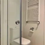 Lägenhet Piso De 2 En Centro, Zona Muy Tranquila Con Playa A 2 Min Andando Gijón