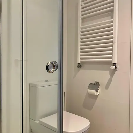 Διαμέρισμα Piso De 2 En Centro, Zona Muy Tranquila Con Playa A 2 Min Andando Χιχόν