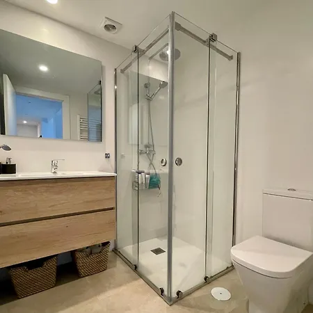 Διαμέρισμα Piso De 2 En Centro, Zona Muy Tranquila Con Playa A 2 Min Andando Χιχόν